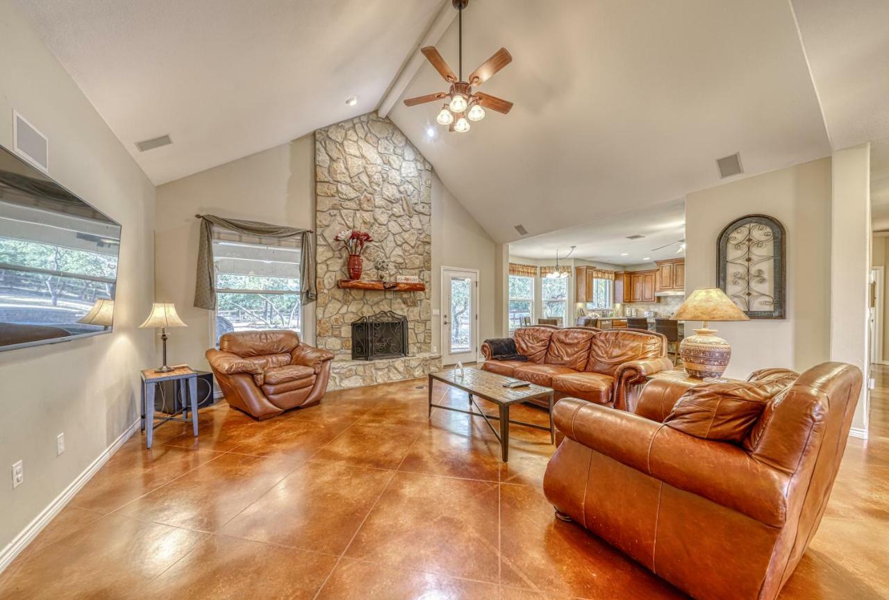River Mountain Retreat Wimberley Exterior foto